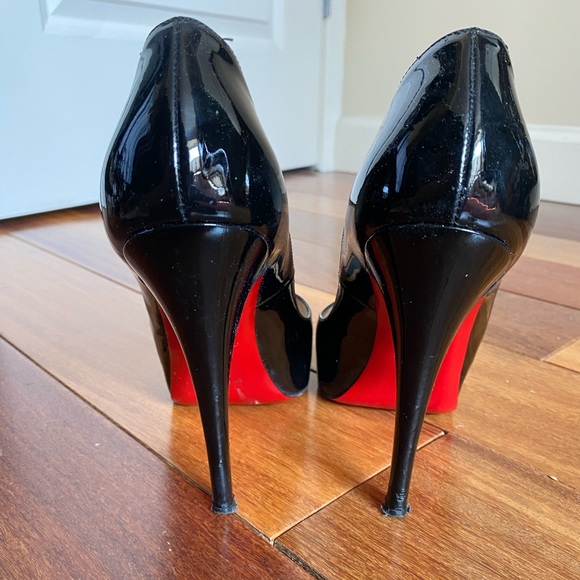 Christian Louboutin Very Prive Pumps - Picture 3 of 6